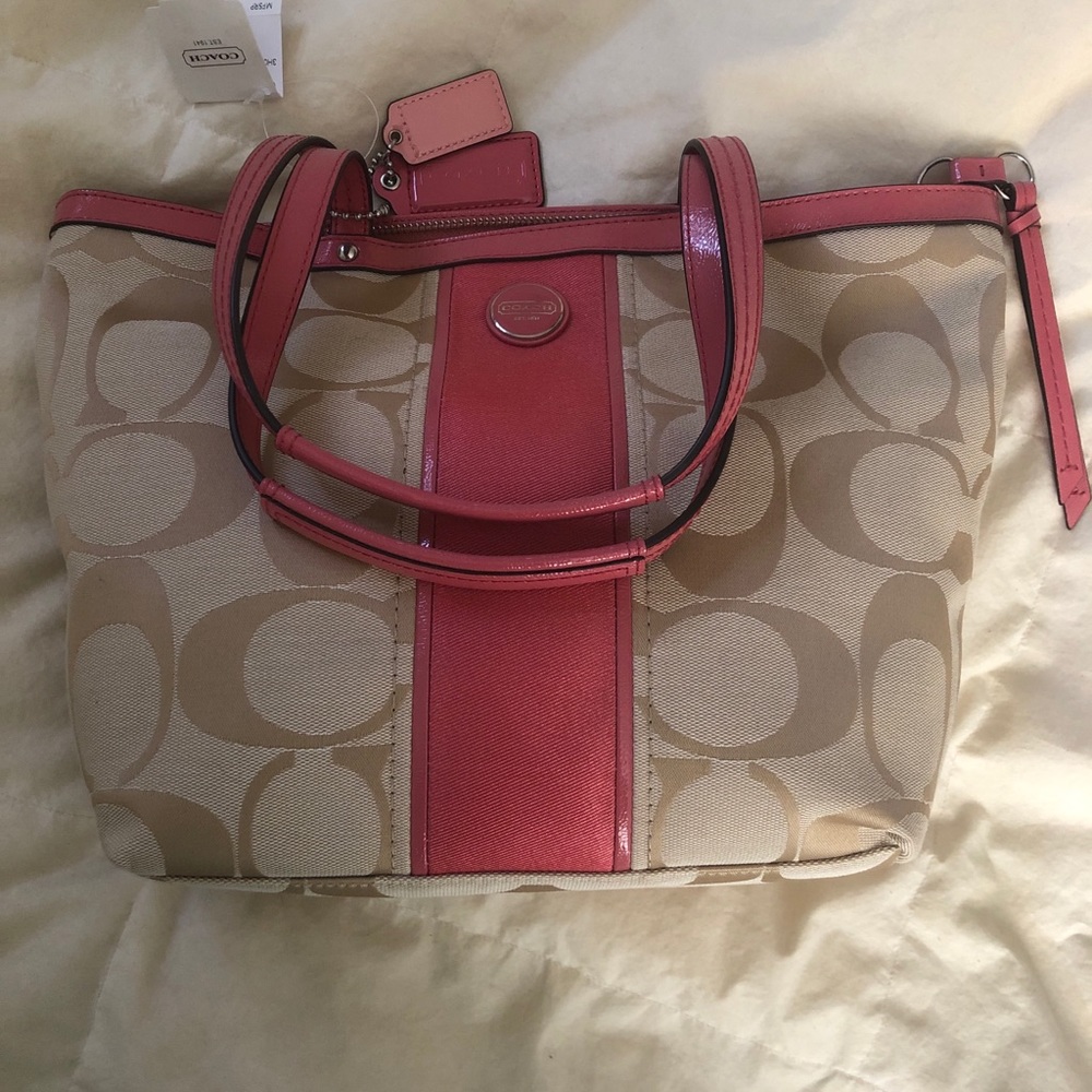 NWT Coach bag